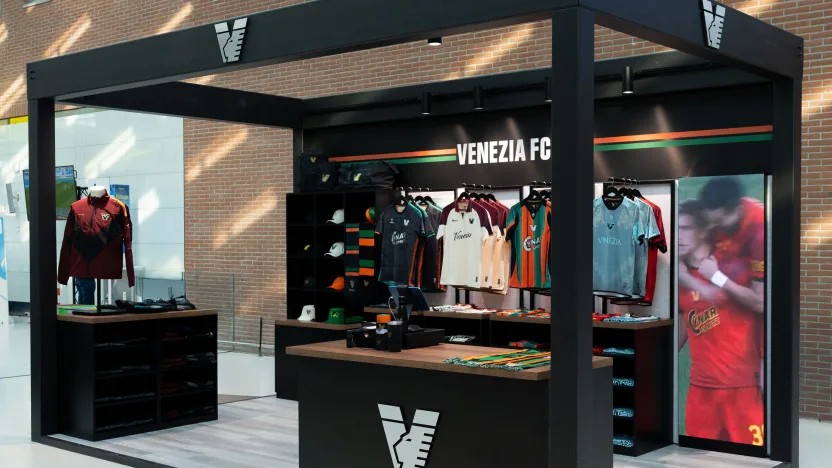 VENEZIA FC APRE UN NUOVO STORE ALL’AEROPORTO DI VENEZIA MARCO POLO