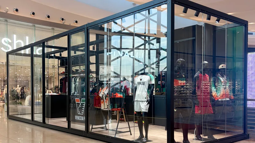 Venezia FC apre un nuovo store alla Nave de Vero