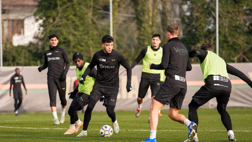 2M Home, Evologi e FREZZA Group nuovi Training Kit Sponsor del Venezia FC