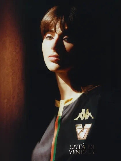 Venezia FC presenta la Home Jersey 23/24