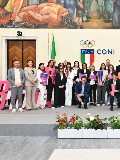 Venezia FC Women Awarded at “B to Be” for Supporting the Venezia FC Powerchair Project