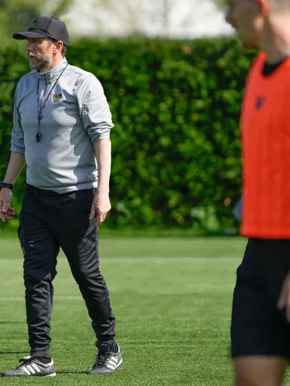 LA CONFERENZA STAMPA DI MISTER DI FRANCESCO