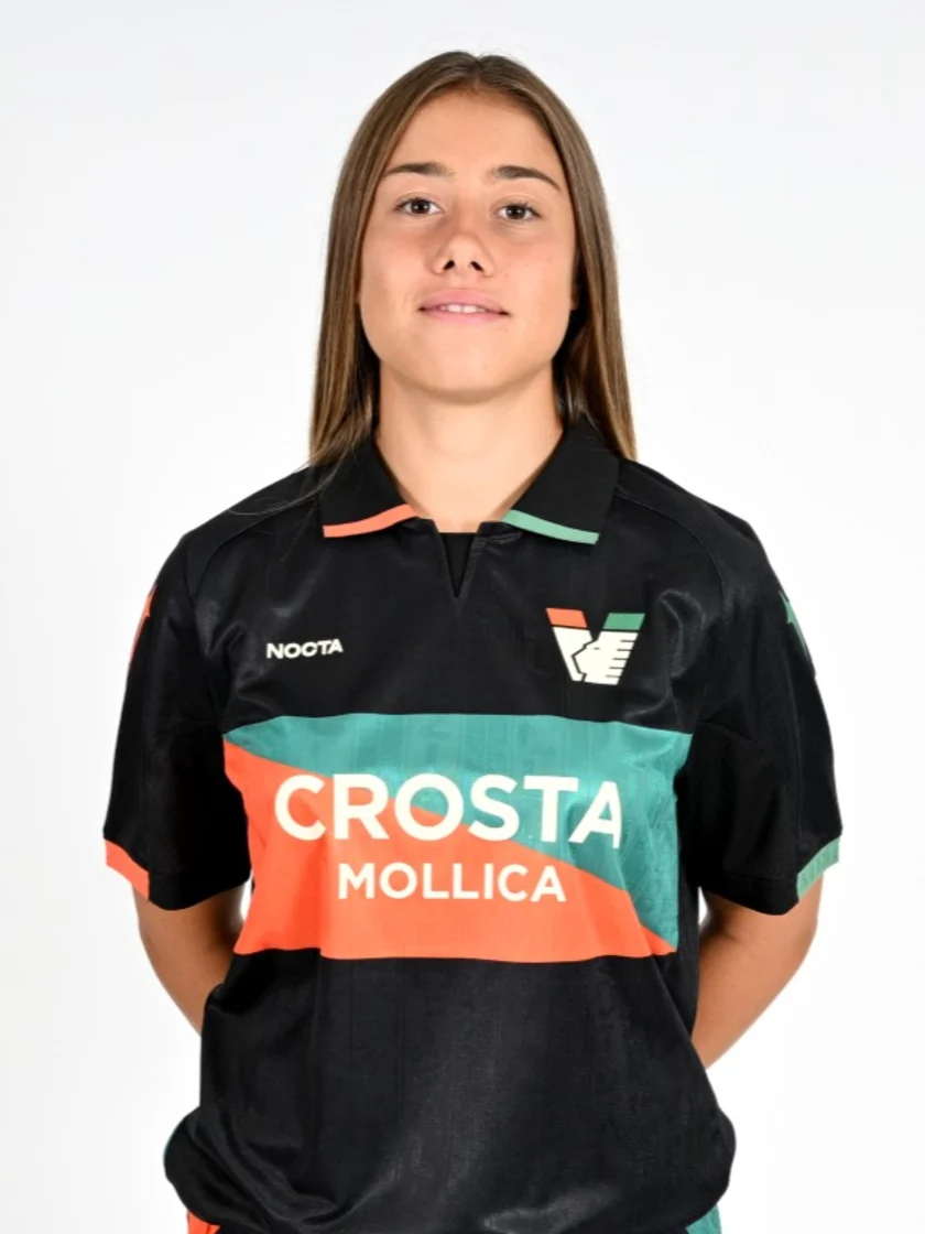 Elena Pizzuti 77