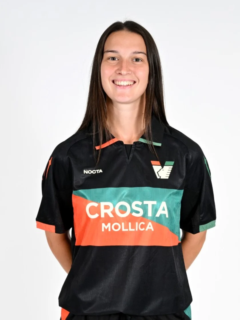 Elisa Donda 3